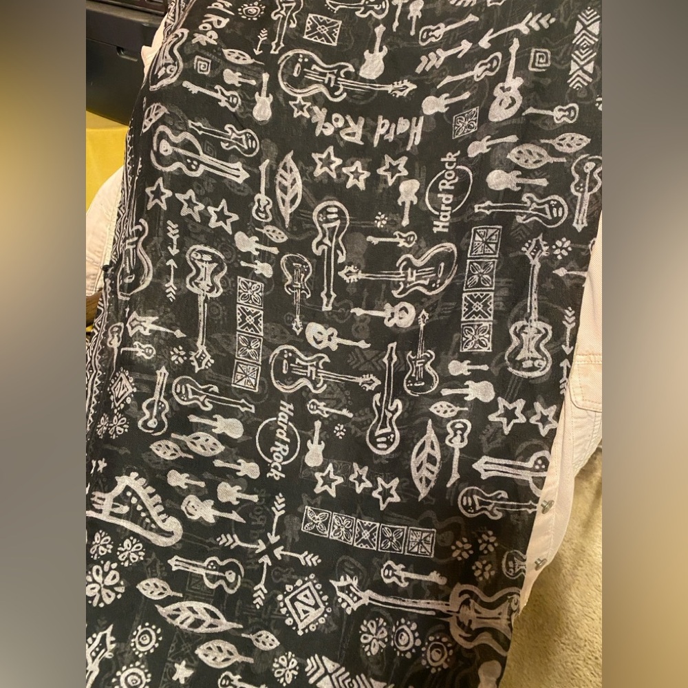Hard Rock Cafe Monochrome Patterned Scarf